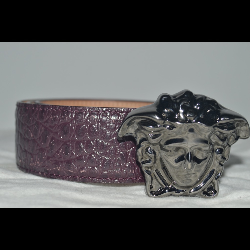 Authentic pre-owned versace medusa belt size 80/32